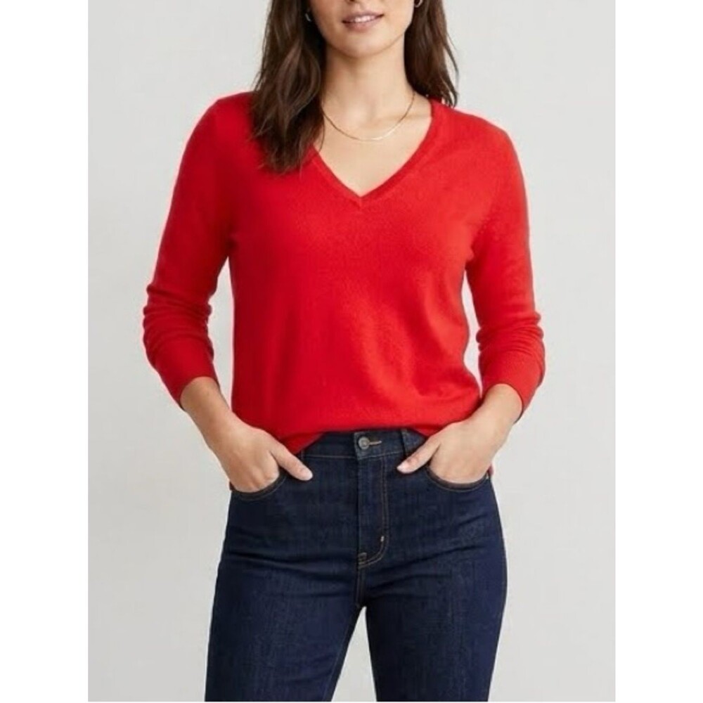 J.Crew Red Lightweight 100% Merino Wool V-Neck Sweater J. Crew Size XS
